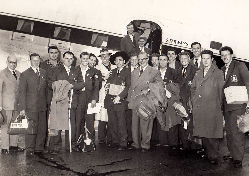 Everton squad flying back to Liverpool from the US
